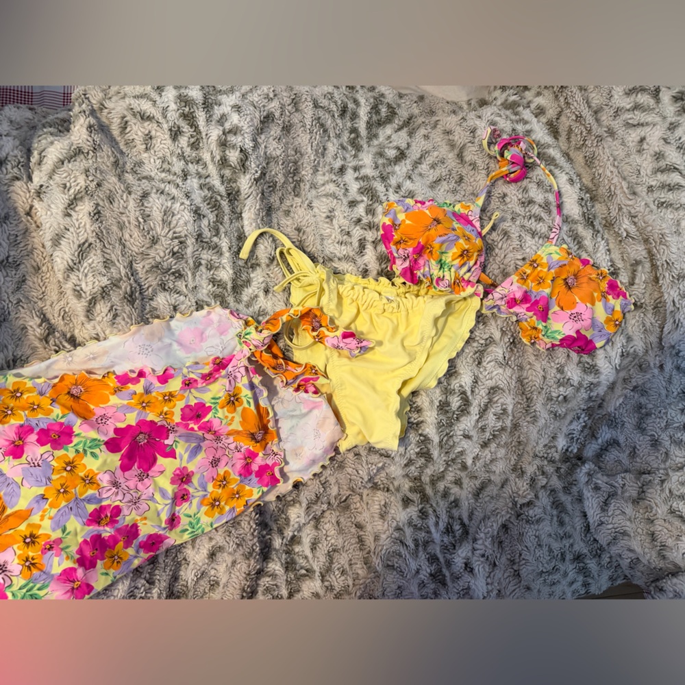 Wild fable bathing suit set